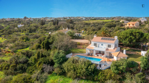 Lovely 4-bedroom house with a swimming pool, in Vale del Rei - Gallery - 21