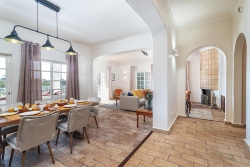 Lovely 4-bedroom house with a swimming pool, in Vale del Rei - Gallery - 36