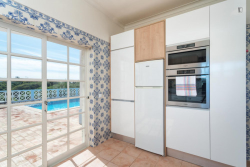 Lovely 4-bedroom house with a swimming pool, in Vale del Rei - Gallery - 39