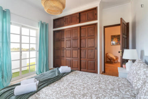Lovely 4-bedroom house with a swimming pool, in Vale del Rei - Gallery - 51