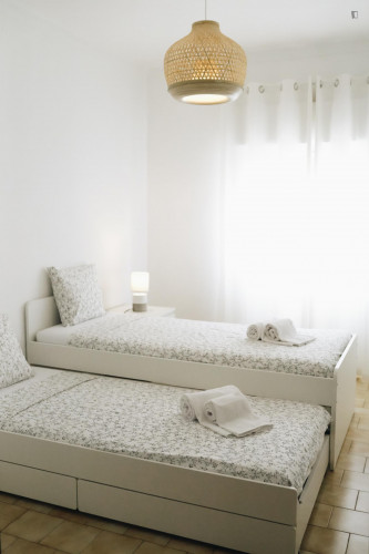 Sunny 2-bedroom flat in the centre of Quarteira - Gallery - 27