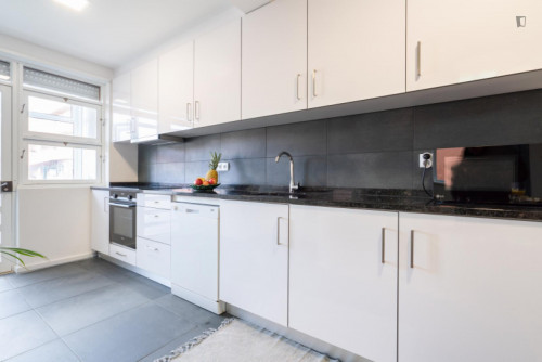 Spacious 3-bedroom flat in Espinho - Gallery - 74