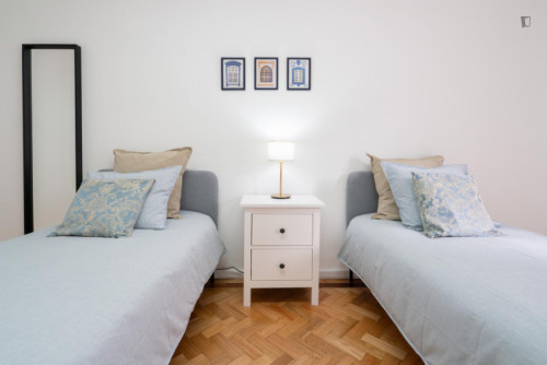 Spacious 3-bedroom flat in Espinho - Gallery - 16
