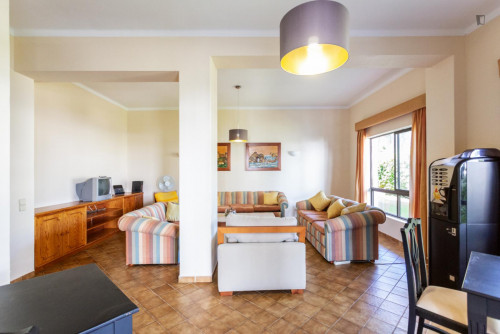 Trendy sunny 1-bedroom apartment with terrace not far from Marina de Vilamoura