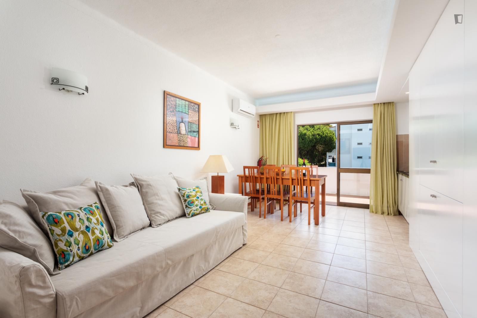 Trendy Sunny 1-Bedroom Apartment With Terrace Not Far From Marina De Vilamoura - 1