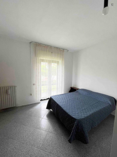 Lovely Double Bedroom nearby Aeroporto Internazionale di Napoli