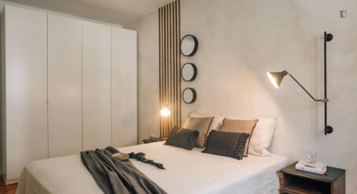 Wonderful 2-bedroom apartment in Alvalade
