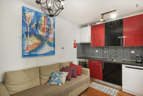 Lovely and bright duplex close to Ascensor da Bica - Gallery - 14
