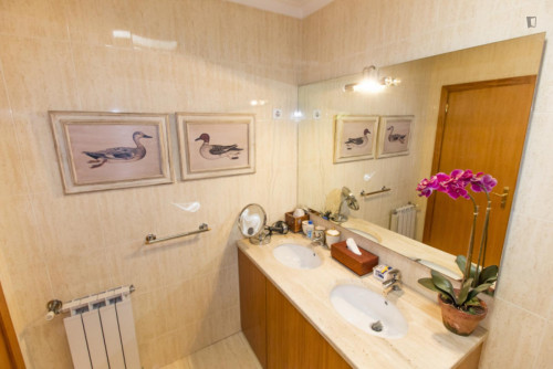 Classy 3-bedroom apartment in Oliveira do Castelo - Gallery - 53