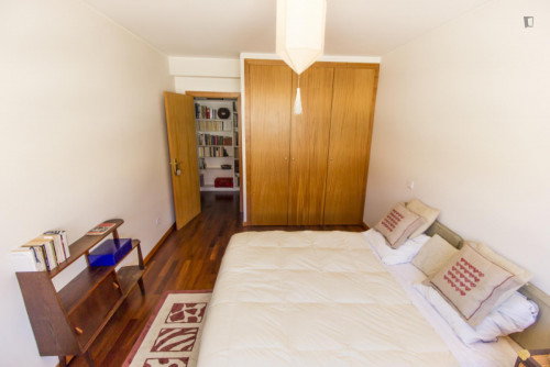Classy 3-bedroom apartment in Oliveira do Castelo - Gallery - 15