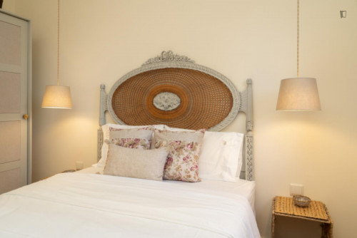 Gorgeous 2-bedroom apartment with balcony near Jardim do Morro - Gallery - 22