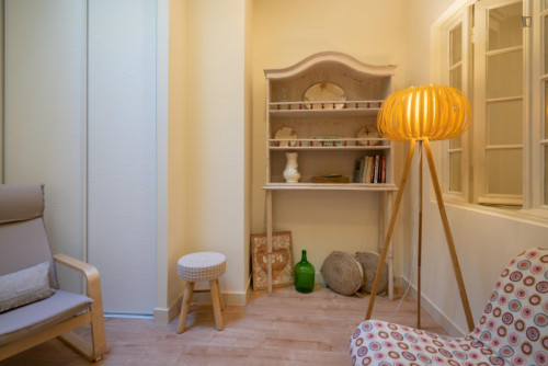Gorgeous 2-bedroom apartment with balcony near Jardim do Morro - Gallery - 7