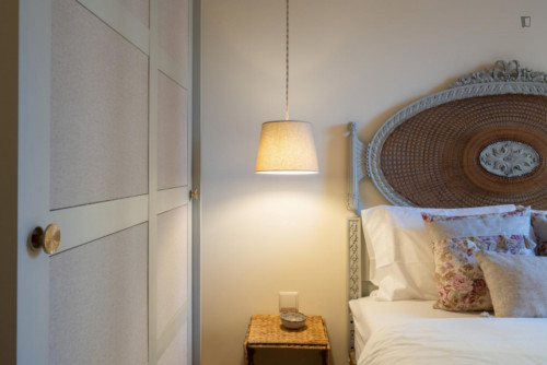 Gorgeous 2-bedroom apartment with balcony near Jardim do Morro - Gallery - 21