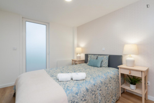 Central 4-bedroom house house with terrace close to Jardim do Morro - Gallery - 7