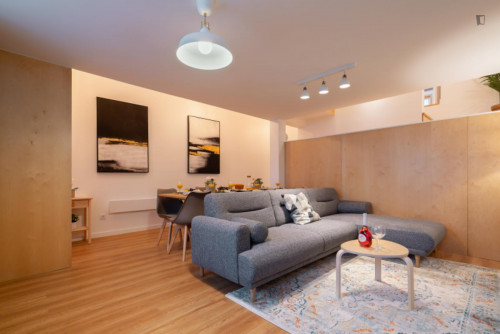 Central 4-bedroom house house with terrace close to Jardim do Morro - Gallery - 25