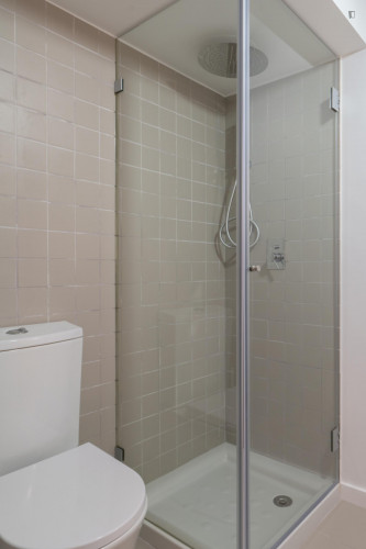 Central 4-bedroom house house with terrace close to Jardim do Morro