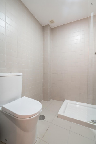 Central 4-bedroom house house with terrace close to Jardim do Morro - Gallery - 36