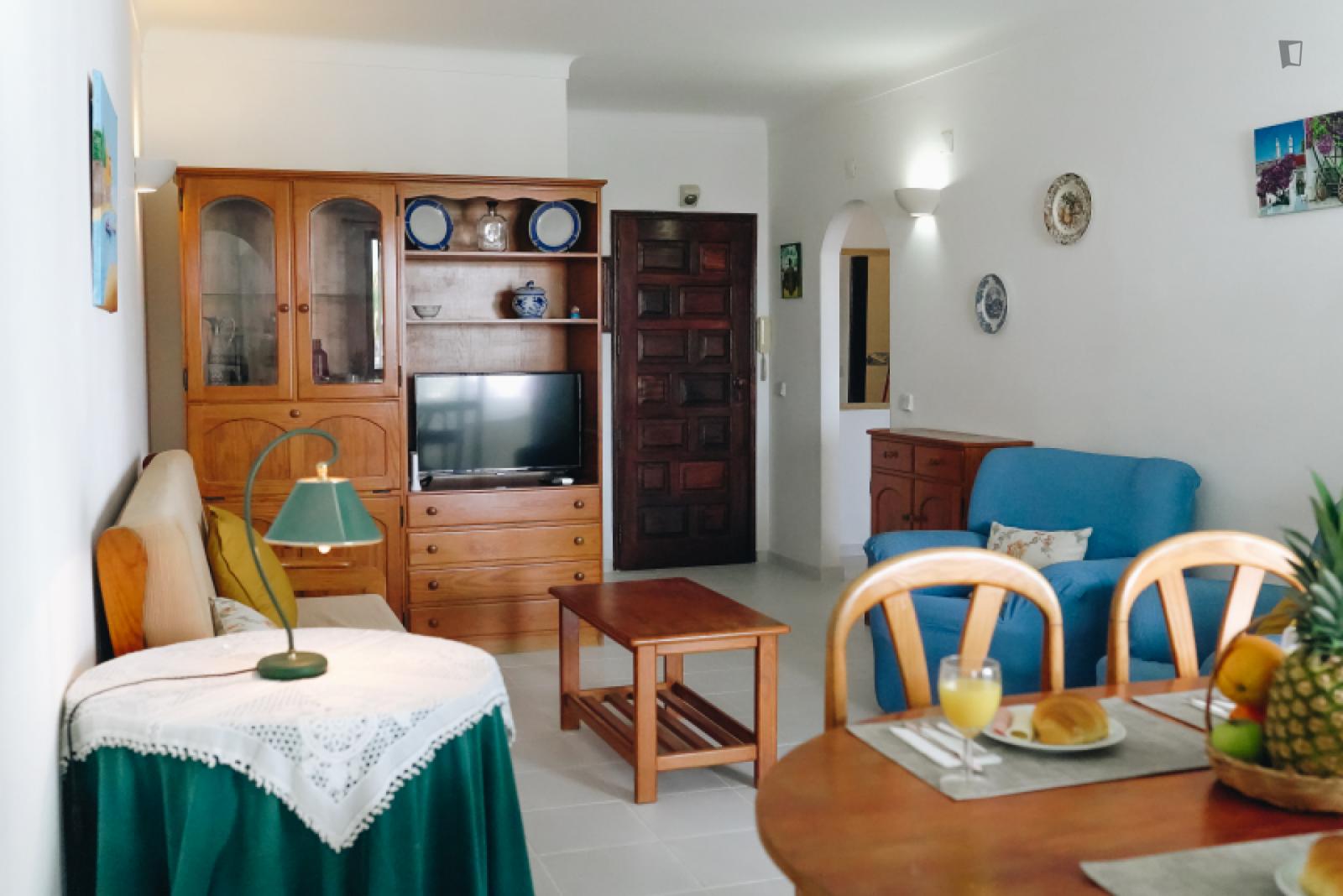 Very Cool 1-Bedroom Apartment In Santa Eulália - 1