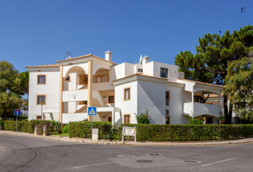 Fresh and sunny 2-bedroom flat near Praia da Falésia  - Gallery - 16