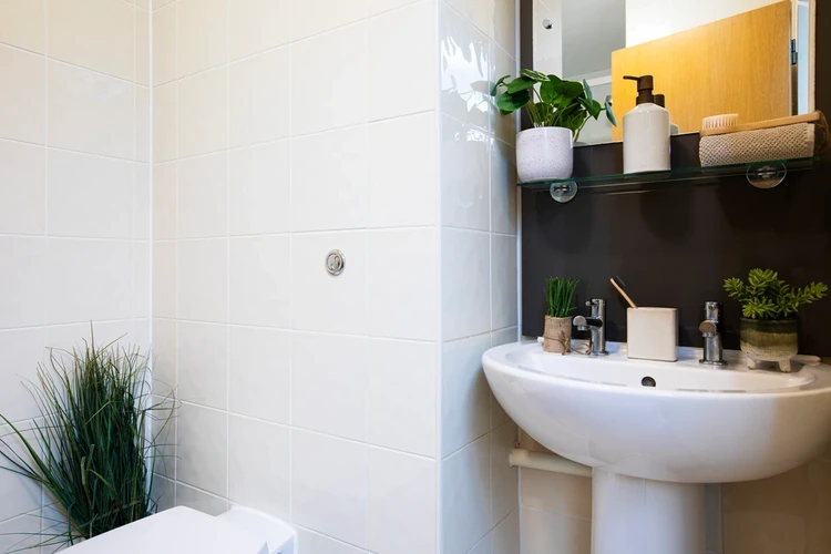  Medium High Double En-Suite  -  Cambrian Point  - Gallery -  2