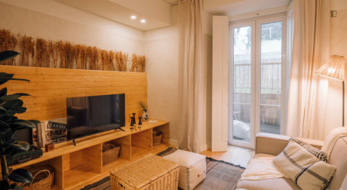 Pleasant 1-bedroom apartment with terrace in Santos