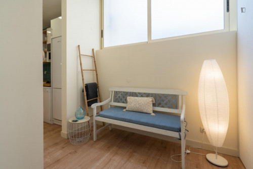 Contemporary 2-bedroom apartment with balcony next to Jardim do Morro - Gallery - 6