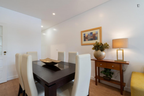 Inviting 3-bedroom apartment with balcony next to Jardim Morro - Gallery - 38
