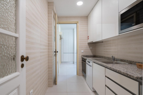 Inviting 3-bedroom apartment with balcony next to Jardim Morro - Gallery - 59
