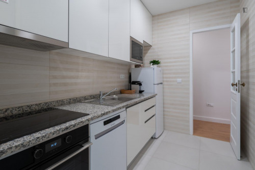 Inviting 3-bedroom apartment with balcony next to Jardim Morro - Gallery - 63