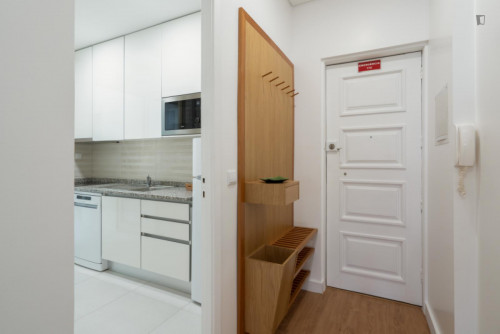 Inviting 3-bedroom apartment with balcony next to Jardim Morro - Gallery - 26