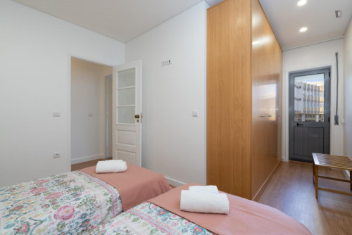 Inviting 3-bedroom apartment with balcony next to Jardim Morro - Gallery - 12