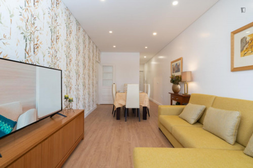 Inviting 3-bedroom apartment with balcony next to Jardim Morro - Gallery - 37