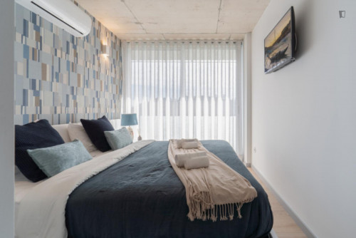 Luxurious 3-bedroom apartment with balcony close to General Torres train station - Gallery - 37