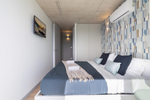 Luxurious 3-bedroom apartment with balcony close to General Torres train station - Gallery - 38