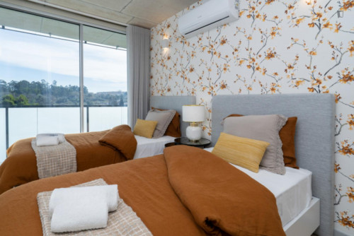 Luxurious 3-bedroom apartment with balcony close to General Torres train station - Gallery - 13