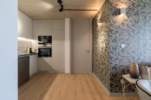 Luxurious 3-bedroom apartment with balcony close to General Torres train station - Gallery - 51