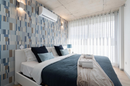 Luxurious 3-bedroom apartment with balcony close to General Torres train station - Gallery - 39