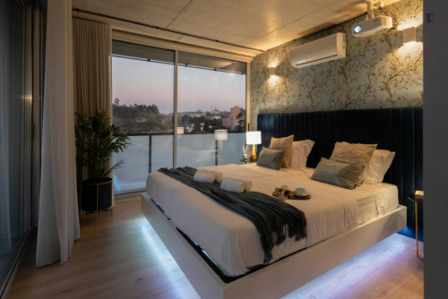 Luxurious 3-bedroom apartment with balcony close to General Torres train station - Gallery - 63