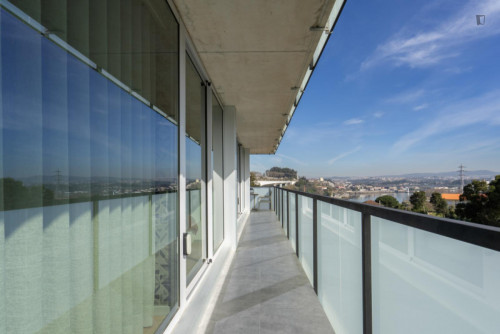 Luxurious 3-bedroom apartment with balcony close to General Torres train station - Gallery - 11