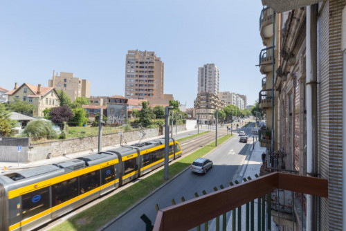 Cool 2-bedroom apartment with large terrace right next to General Torres train station - Gallery - 34