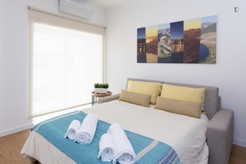 Cool 2-bedroom apartment with large terrace right next to General Torres train station - Gallery - 27