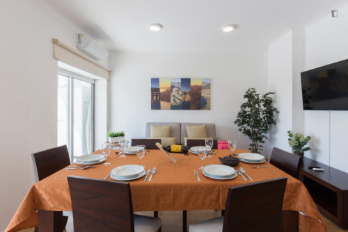 Cool 2-bedroom apartment with large terrace right next to General Torres train station - Gallery - 39