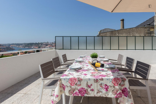 Cool 2-bedroom apartment with large terrace right next to General Torres train station - Gallery - 45