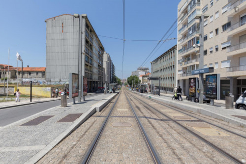 Cool 2-bedroom apartment with large terrace right next to General Torres train station - Gallery - 24