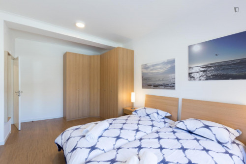 Cool 2-bedroom apartment with large terrace right next to General Torres train station - Gallery - 9
