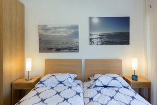 Cool 2-bedroom apartment with large terrace right next to General Torres train station - Gallery - 8
