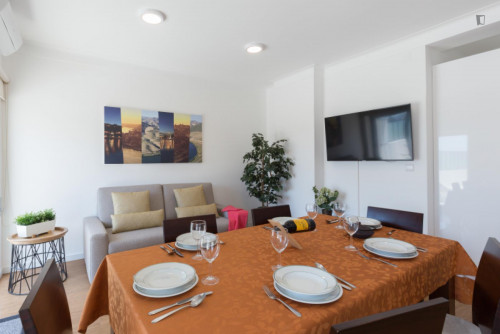 Cool 2-bedroom apartment with large terrace right next to General Torres train station - Gallery - 42