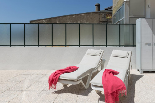 Cool 2-bedroom apartment with large terrace right next to General Torres train station - Gallery - 17