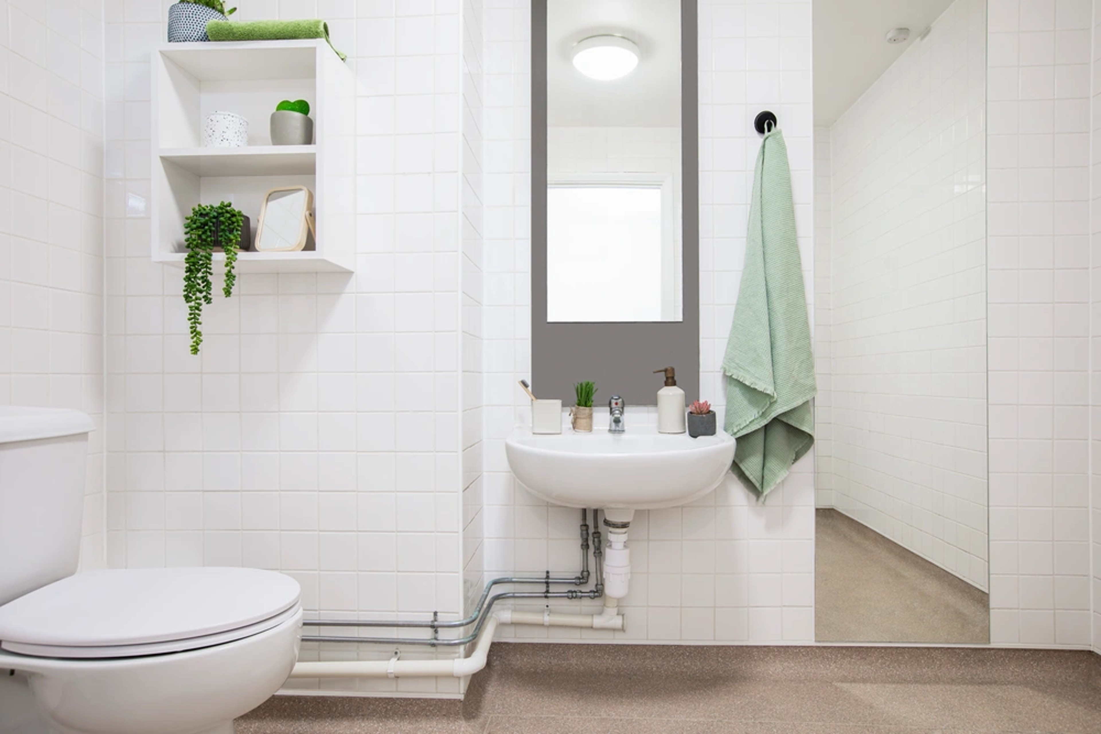  Single Partly Accessible Studio  -  Walmsley Studios  - Gallery -  3