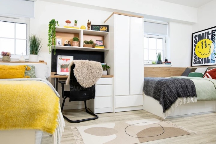 Single Shared Studio: Two Bedroom Room - Walmsley Studios - Gallery - 2